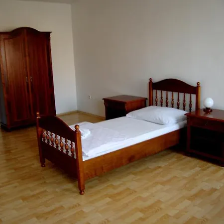 Konukevi Aviatik Čáslav